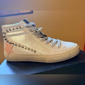 RIRI Pearl High-Top Shu Shop Sneakers with Pink Star